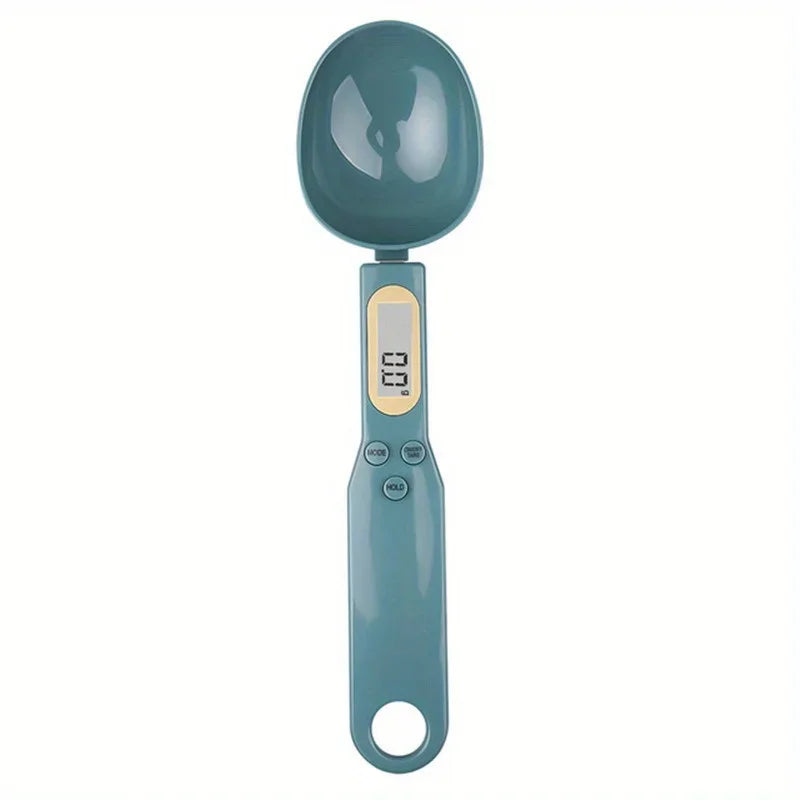 Easy-to-Use Electronic Measuring Spoon for Precise Pet Food Portions - Paw Storify