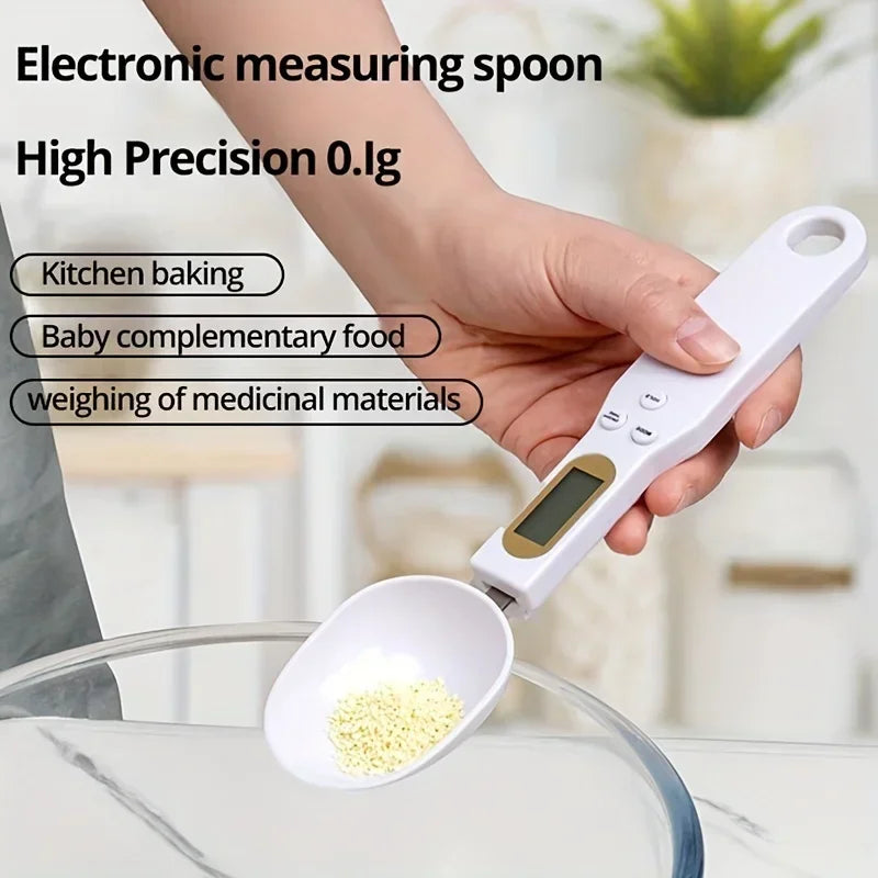 Easy-to-Use Electronic Measuring Spoon for Precise Pet Food Portions - Paw Storify